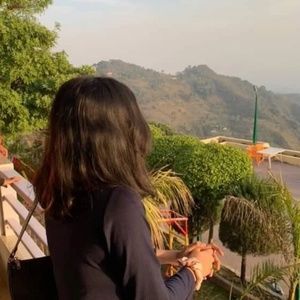 Meet your Posher, Ayushi